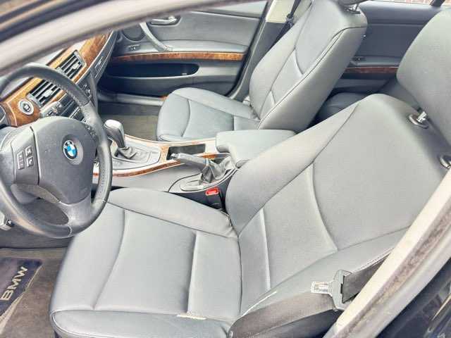 BMW 3 Series Image 7