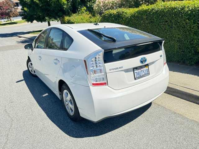 Toyota Prius Image 5