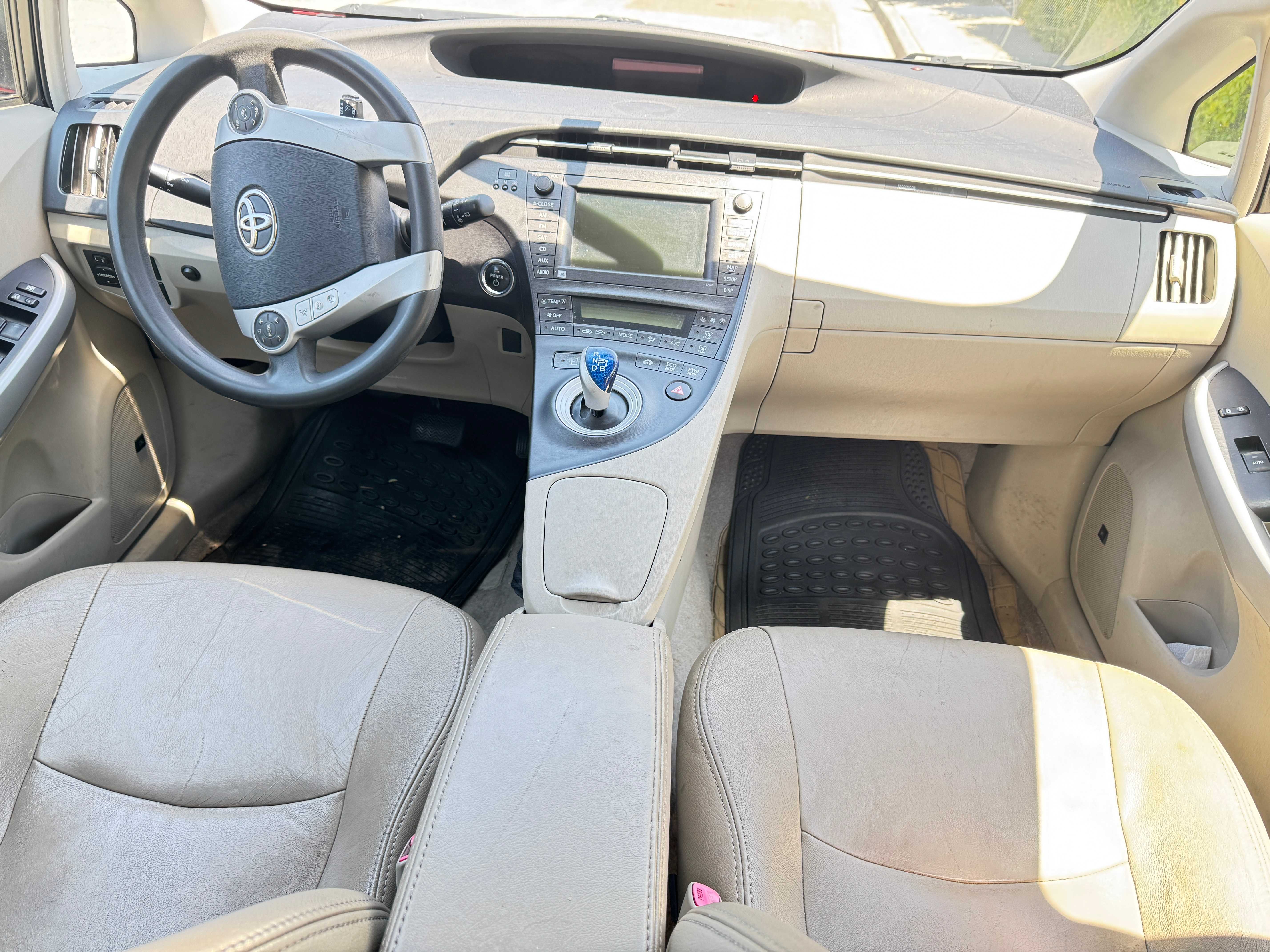Toyota Prius Image 6