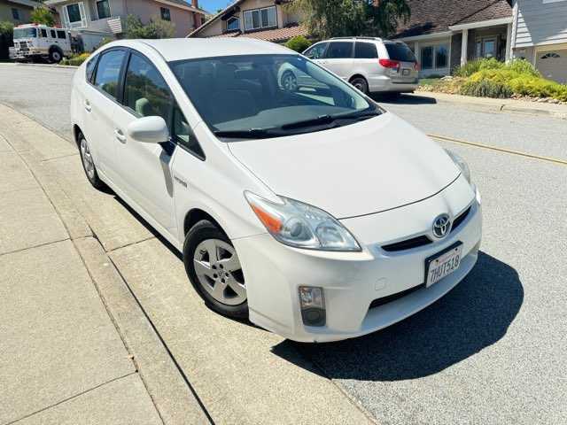 Toyota Prius Image 3